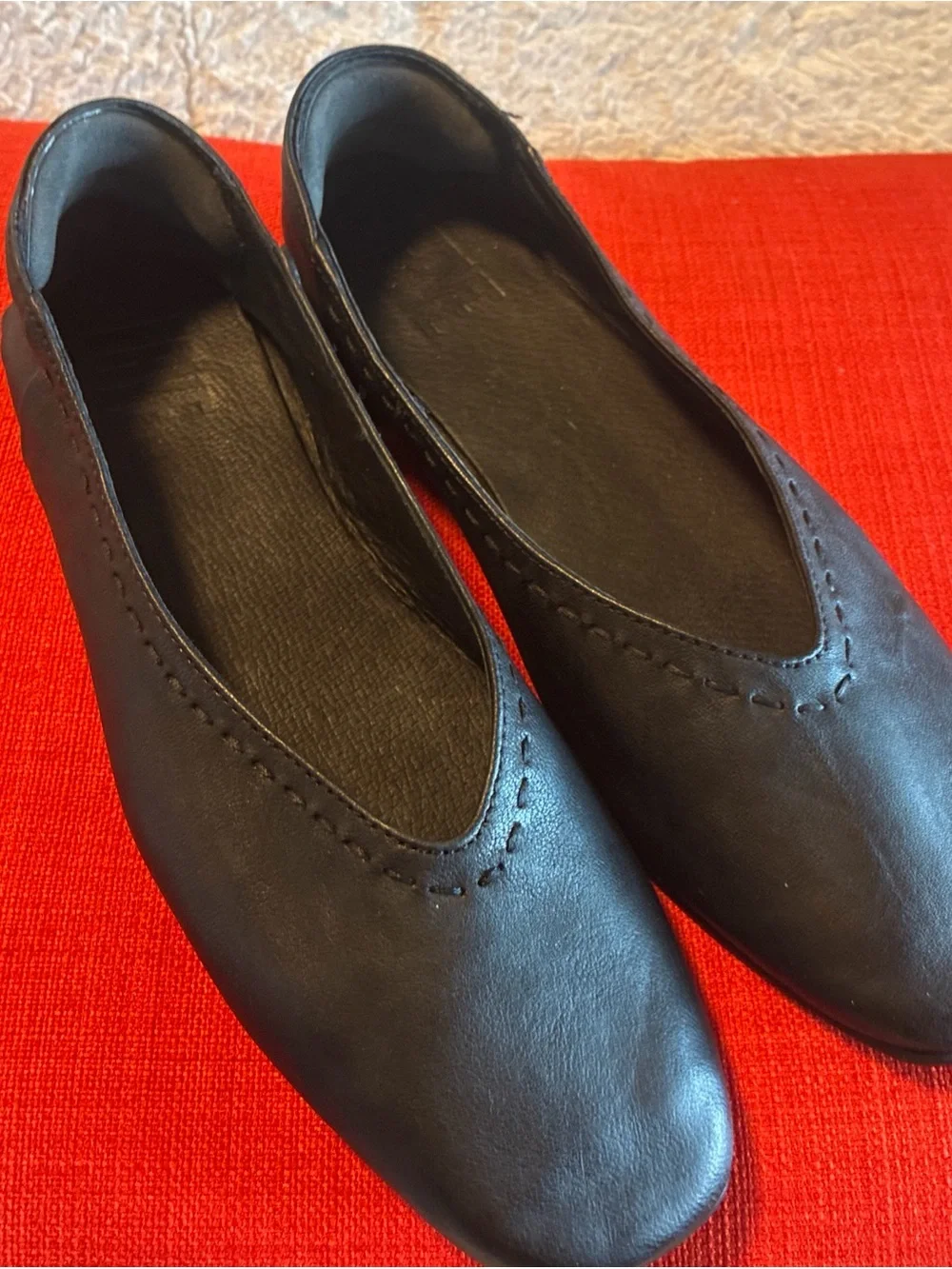 Frye classic black